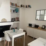 לינה וארוחת בוקר A Casa Dei Miei - In Centro 4*