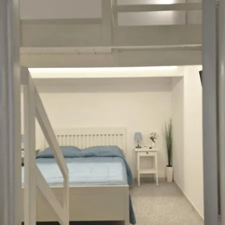 לינה וארוחת בוקר A Casa Dei Miei - In Centro 4*